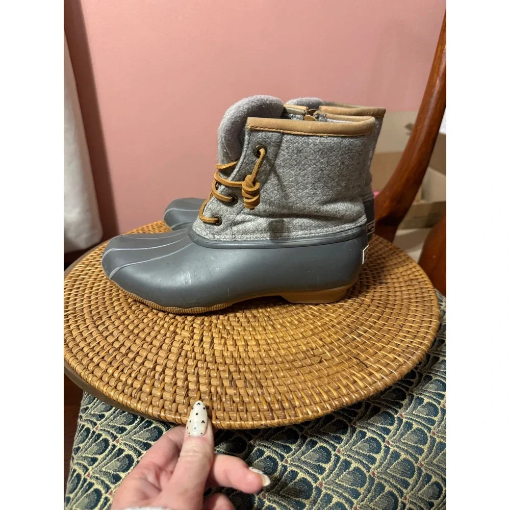Sperry Saltwater Grey Wool Quilted Duck Boots Insulated STS82475 Womens 6M